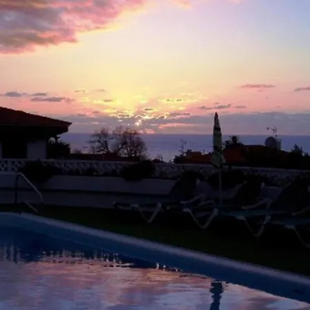 Parque Flores Apartment *