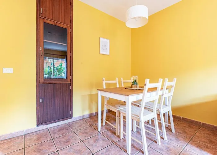 Parque Flores Apartment *